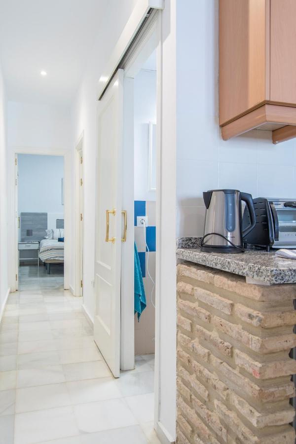 Riverside Triana Apartment Sevilla Dış mekan fotoğraf